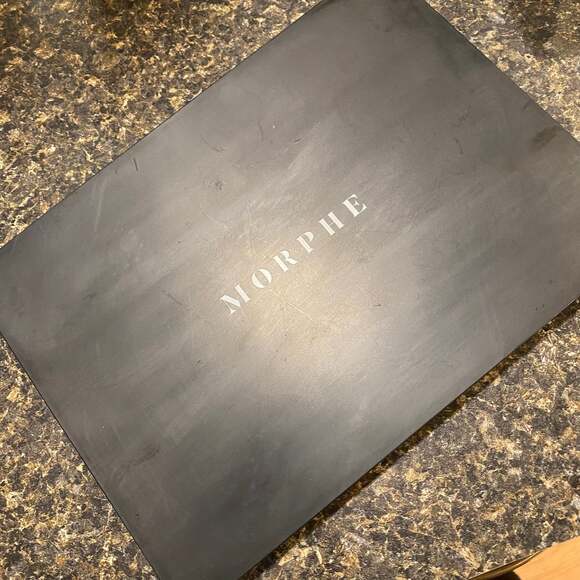 Morphe Artistry Makeup Pallette - Picture 2 of 5